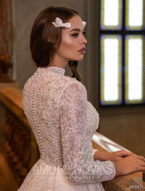 https://amore-novias.com/images/stories/virtuemart/product/INC017       (4).jpg